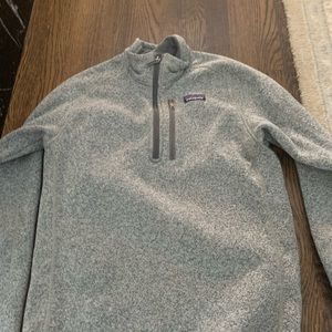 Patagonia fleece pullover